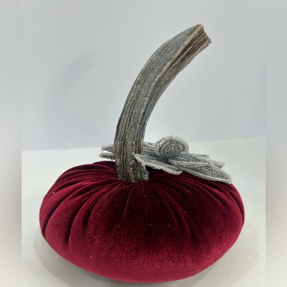 “Mistletoe” Velvet Pumpkin Home Decor - Picture 4 of 6